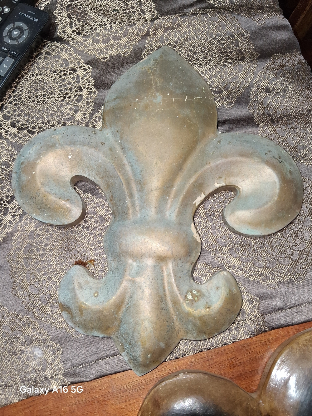 Decorative Fleur-de-Lis Wall Accent - Patina Green